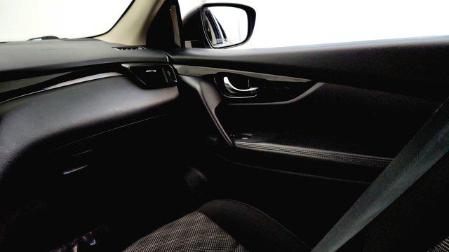 2021 Nissan Rogue Sport SV FWD Xtronic CVT