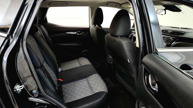 2021 Nissan Rogue Sport SV FWD Xtronic CVT