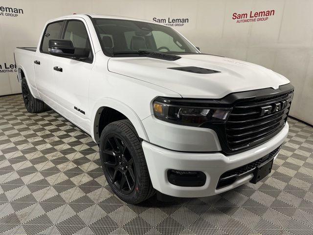 2025 RAM Ram 1500 RAM 1500 LARAMIE CREW CAB 4X4 64 BOX