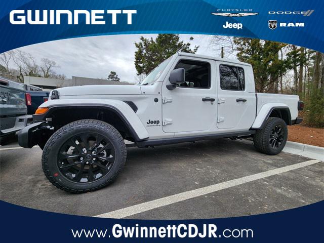 2025 Jeep Gladiator GLADIATOR NIGHTHAWK 4X4