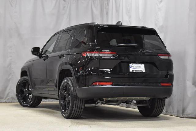 2025 Jeep Grand Cherokee GRAND CHEROKEE ALTITUDE 4X4