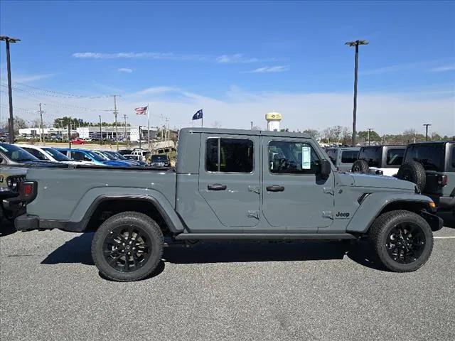 2025 Jeep Gladiator GLADIATOR NIGHTHAWK 4X4