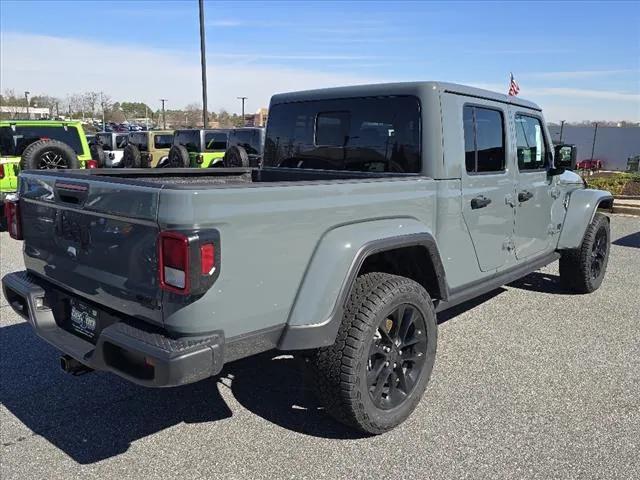 2025 Jeep Gladiator GLADIATOR NIGHTHAWK 4X4
