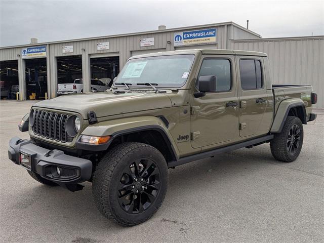 2025 Jeep Gladiator GLADIATOR NIGHTHAWK 4X4