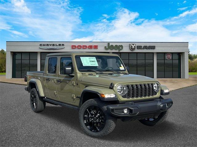 2025 Jeep Gladiator GLADIATOR NIGHTHAWK 4X4