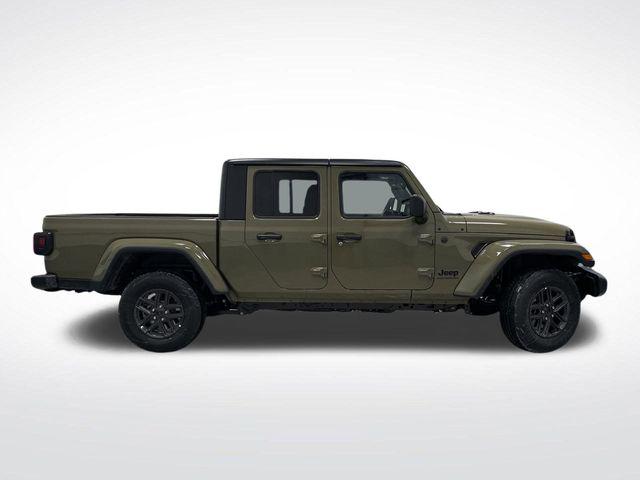 2025 Jeep Gladiator GLADIATOR SPORT S 4X4