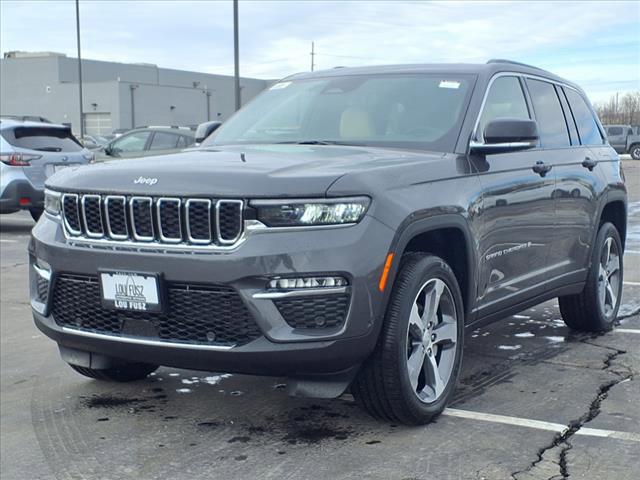 2025 Jeep Grand Cherokee GRAND CHEROKEE LIMITED 4X4