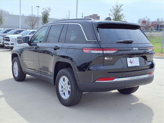 2025 Jeep Grand Cherokee GRAND CHEROKEE LAREDO 4X2