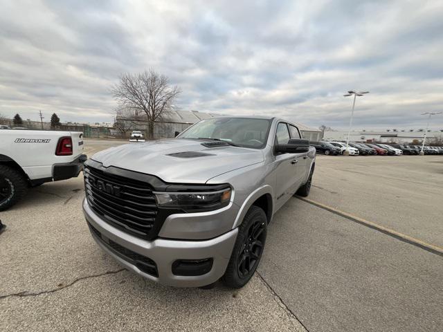 2025 RAM Ram 1500 RAM 1500 LARAMIE CREW CAB 4X4 64 BOX