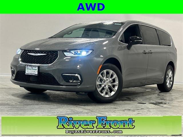2025 Chrysler Pacifica PACIFICA SELECT AWD
