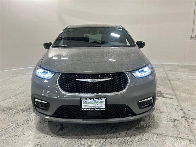 2025 Chrysler Pacifica PACIFICA SELECT AWD
