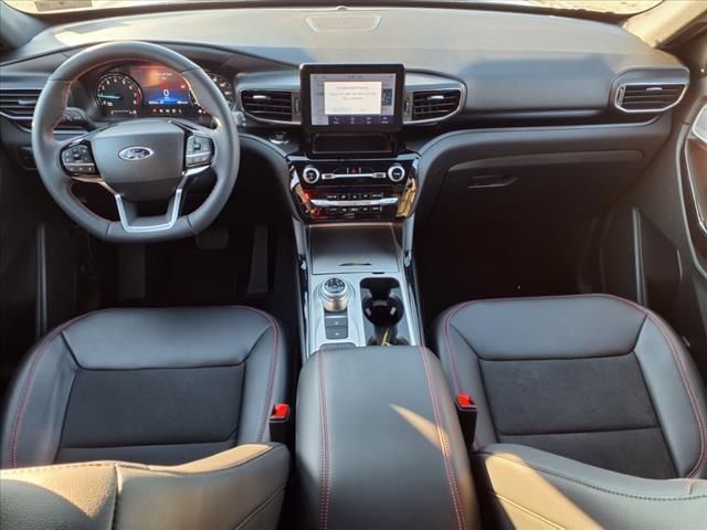 2024 Ford Explorer ST-Line