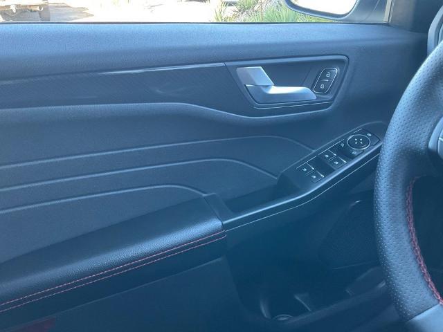 2024 Ford Escape ST-Line Select