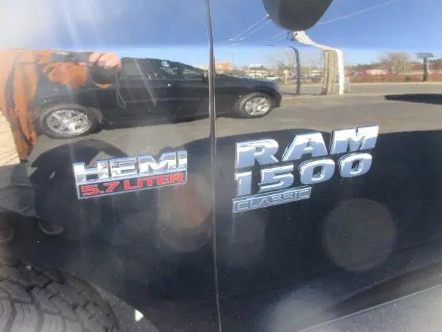2022 Ram 1500 Classic SLT