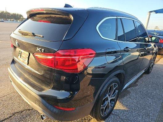 2016 BMW X1 28i photo 2