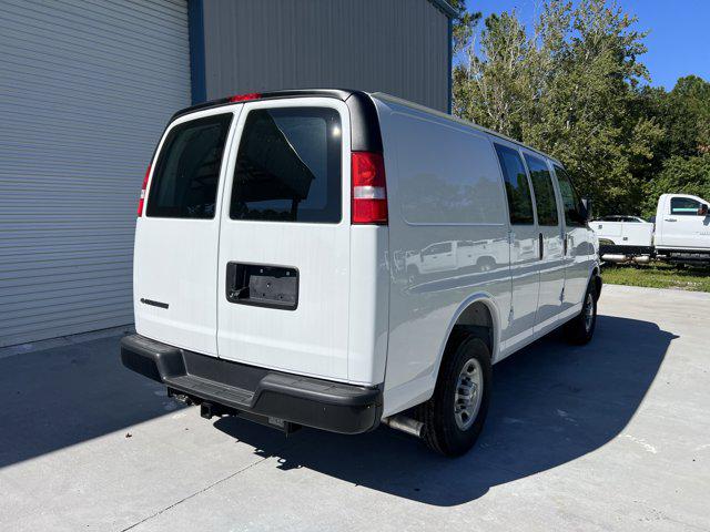 2025 Chevrolet Express Cargo Van RWD 2500 Regular Wheelbase WT
