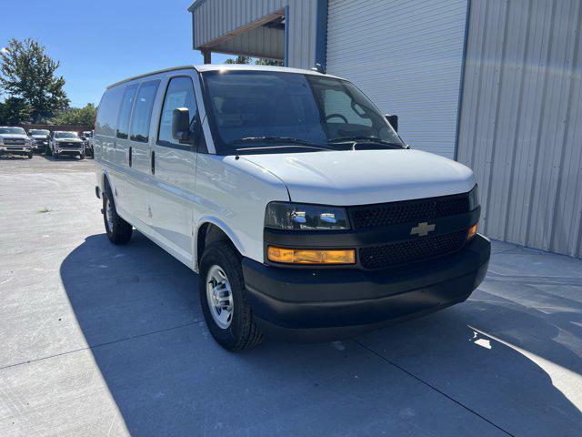 2025 Chevrolet Express Cargo Van RWD 2500 Regular Wheelbase WT