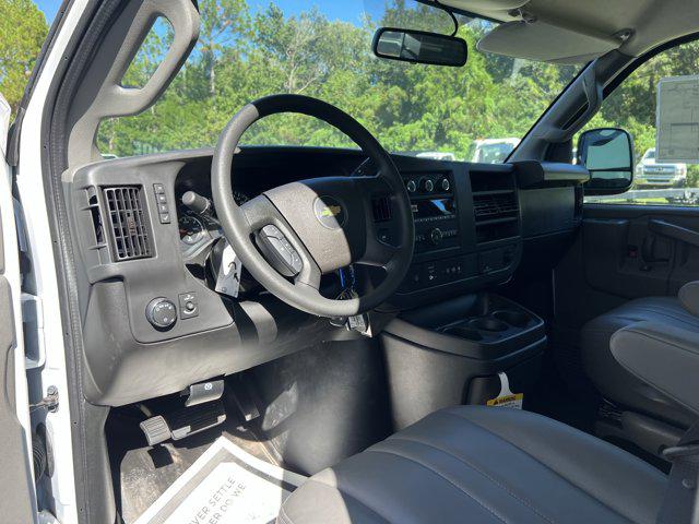 2025 Chevrolet Express Cargo Van RWD 2500 Regular Wheelbase WT