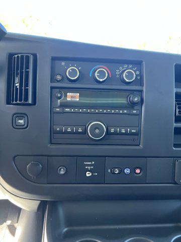 2025 Chevrolet Express Cargo Van RWD 2500 Regular Wheelbase WT