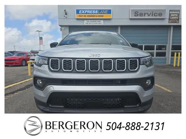 2025 Jeep Compass COMPASS LATITUDE 4X4