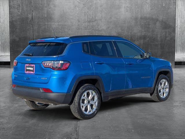 2025 Jeep Compass COMPASS LATITUDE 4X4