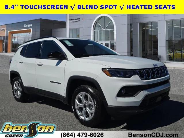 2025 Jeep Compass COMPASS LATITUDE 4X4