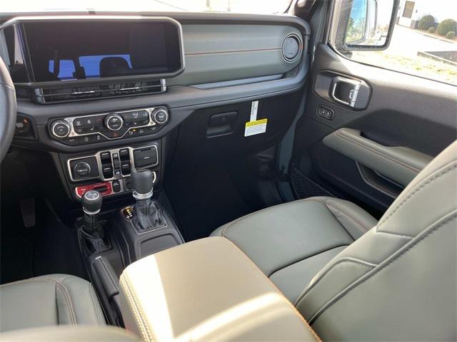 2025 Jeep Gladiator GLADIATOR MOJAVE X 4X4