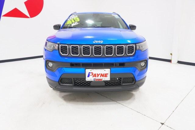 2025 Jeep Compass COMPASS LATITUDE 4X4