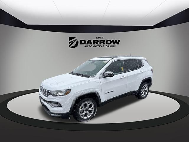 2025 Jeep Compass COMPASS LATITUDE 4X4