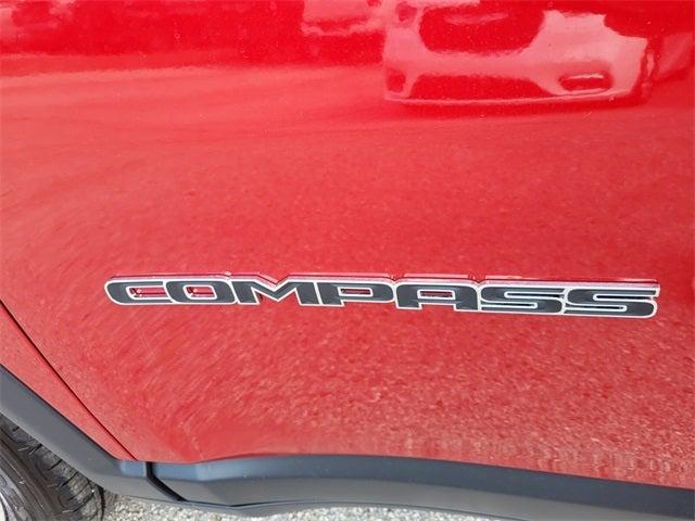 2025 Jeep Compass COMPASS LATITUDE 4X4