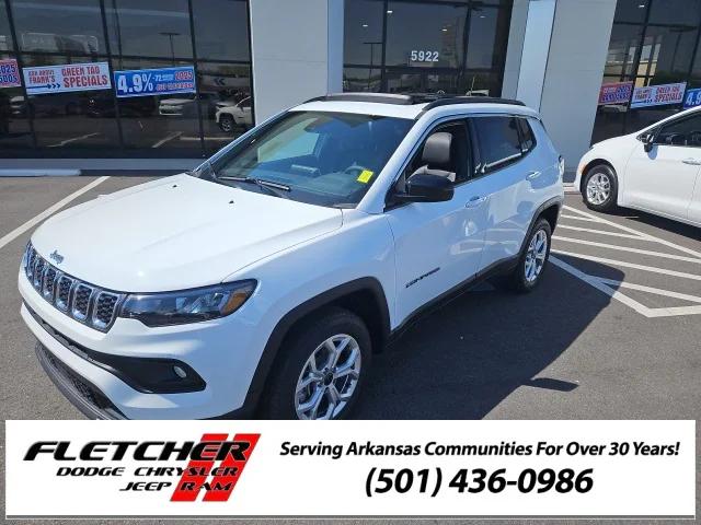2025 Jeep Compass COMPASS LATITUDE 4X4