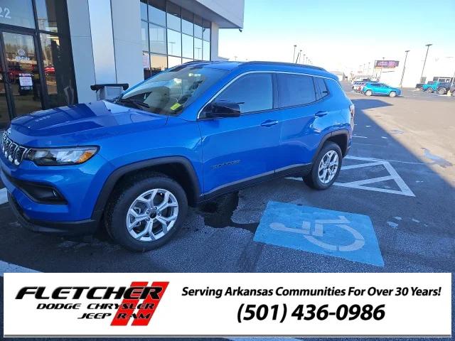 2025 Jeep Compass COMPASS LATITUDE 4X4