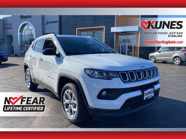 2025 Jeep Compass COMPASS LATITUDE 4X4