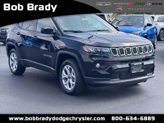 2025 Jeep Compass COMPASS LATITUDE 4X4