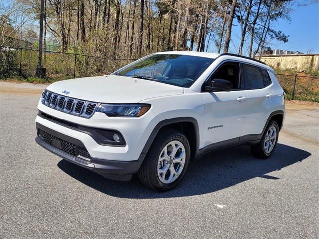 2025 Jeep Compass COMPASS LATITUDE 4X4