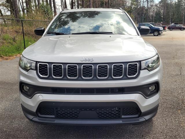 2025 Jeep Compass COMPASS LATITUDE 4X4