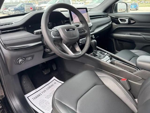 2025 Jeep Compass COMPASS LIMITED 4X4