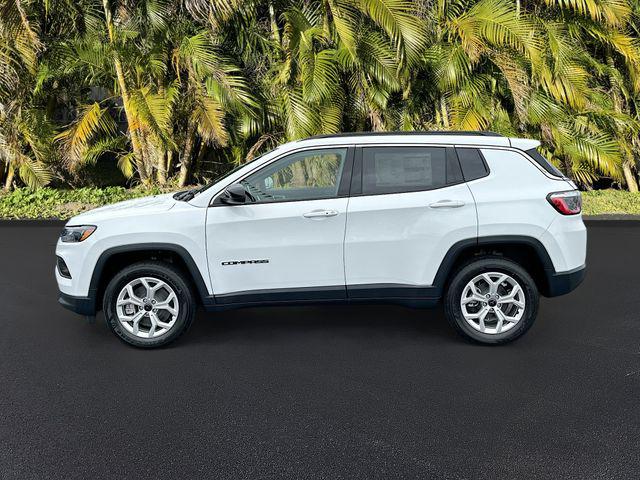 2025 Jeep Compass COMPASS LATITUDE 4X4