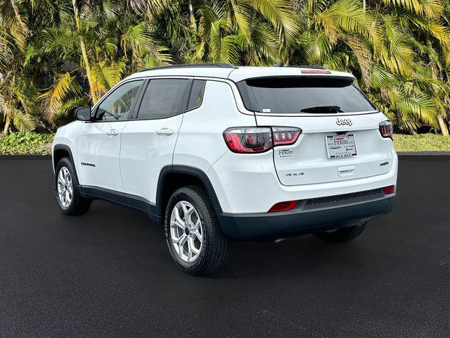 2025 Jeep Compass COMPASS LATITUDE 4X4