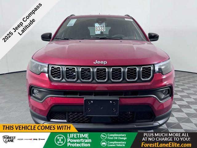 2025 Jeep Compass COMPASS LATITUDE 4X4
