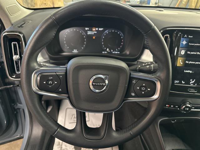 2021 Volvo XC40 T5 Momentum