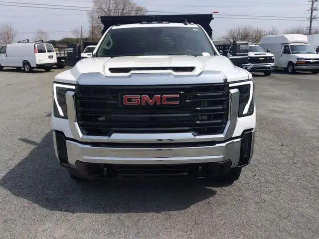 2025 GMC Sierra 3500HD Pro