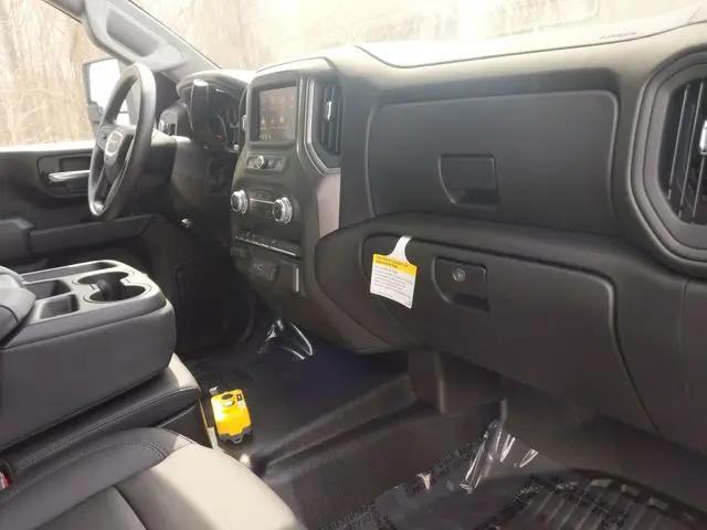 2025 GMC Sierra 3500HD Pro