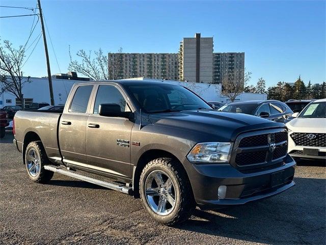 2018 RAM 1500 Express Quad Cab 4x4 64 Box