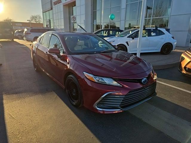 2022 Toyota Camry XLE Hybrid