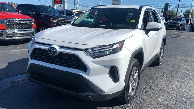 2022 Toyota RAV4 XLE