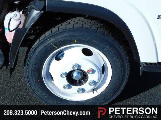 2025 Chevrolet 5500 5500 HG LCF Gas