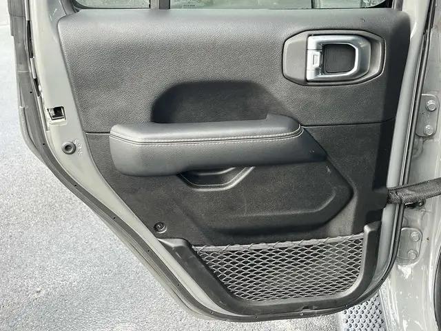 2023 Jeep Wrangler 4-Door Sahara