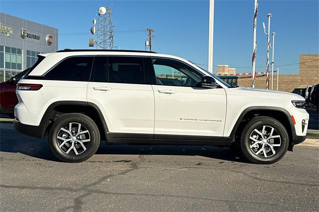 2025 Jeep Grand Cherokee GRAND CHEROKEE LIMITED 4X4