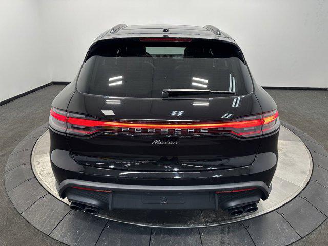 2024 Porsche Macan Base PDK